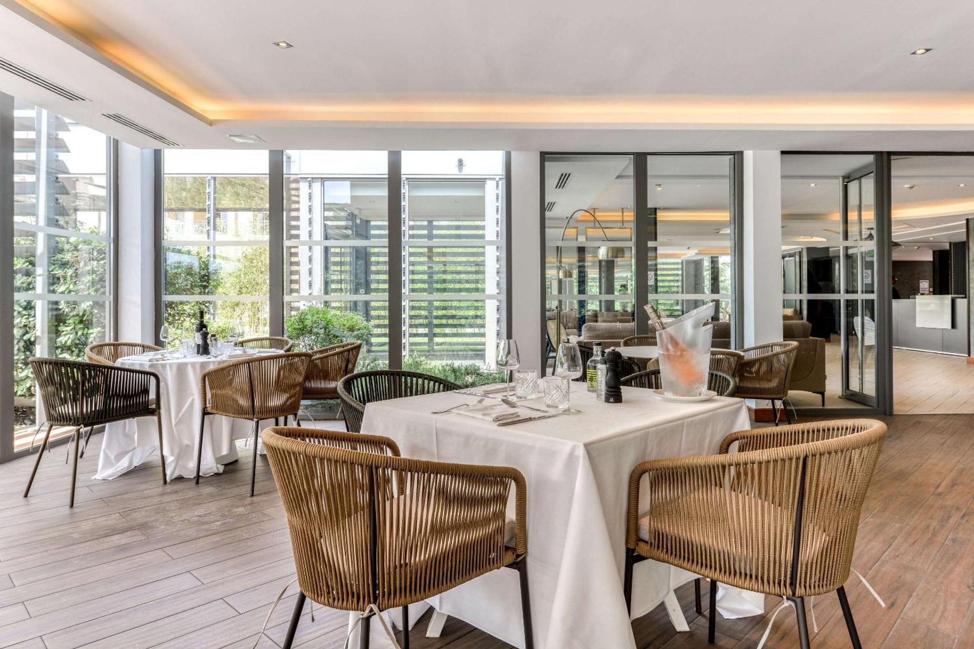 Zenitude Hotel La Valadiere, Ascend Hotel Collection Juvignac Exterior foto